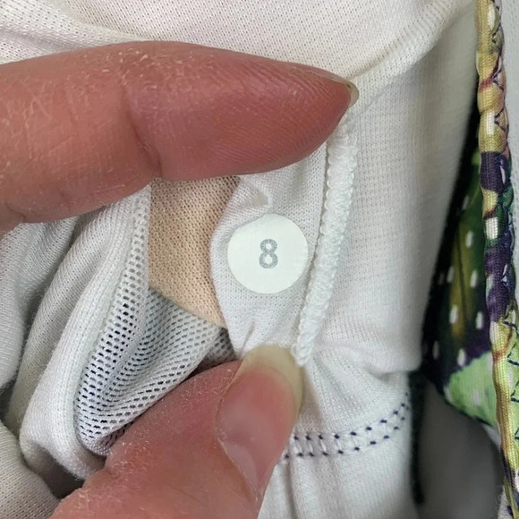 Lululemon purple and green floral running in the city tank sz 8 - Picture 11 of 11